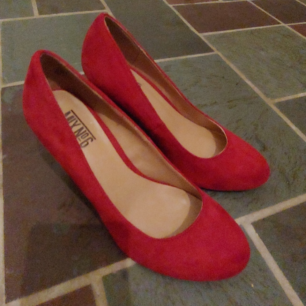 Brand new wedge shoes